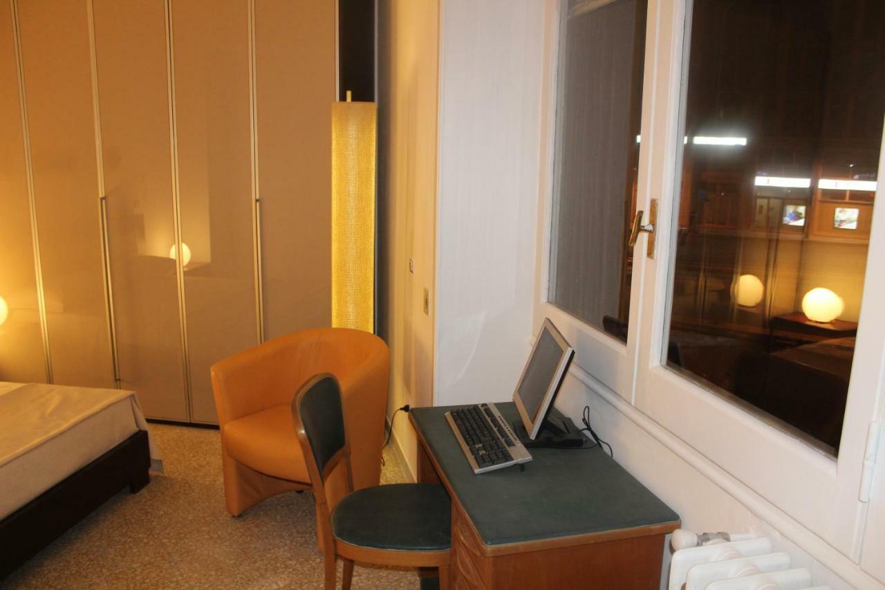 Porta Deuropa Bed & Breakfast Lecce Exterior photo
