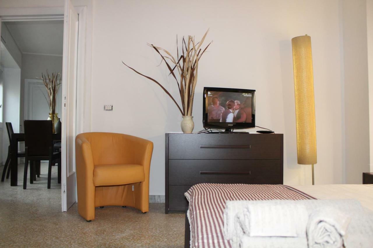 Porta Deuropa Bed & Breakfast Lecce Exterior photo